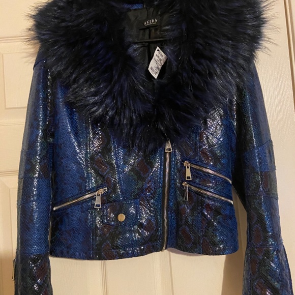 Akira Faux Fur Jacket - Picture 2 of 5